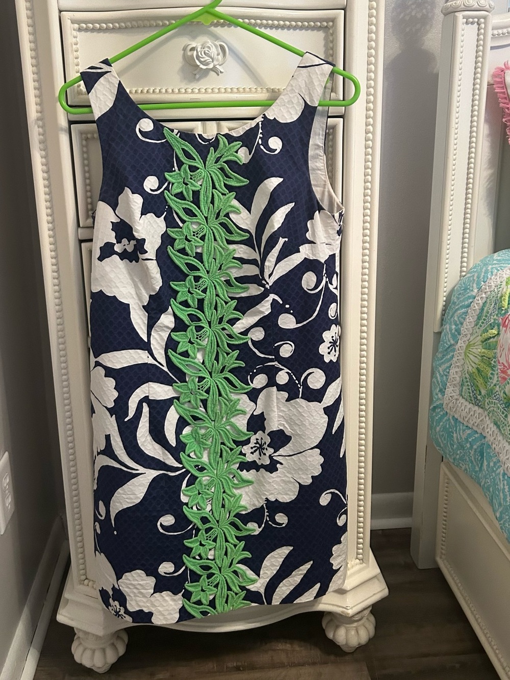 Lilly Pulitzer Delia shift dress, Johnny B print, Size 6
